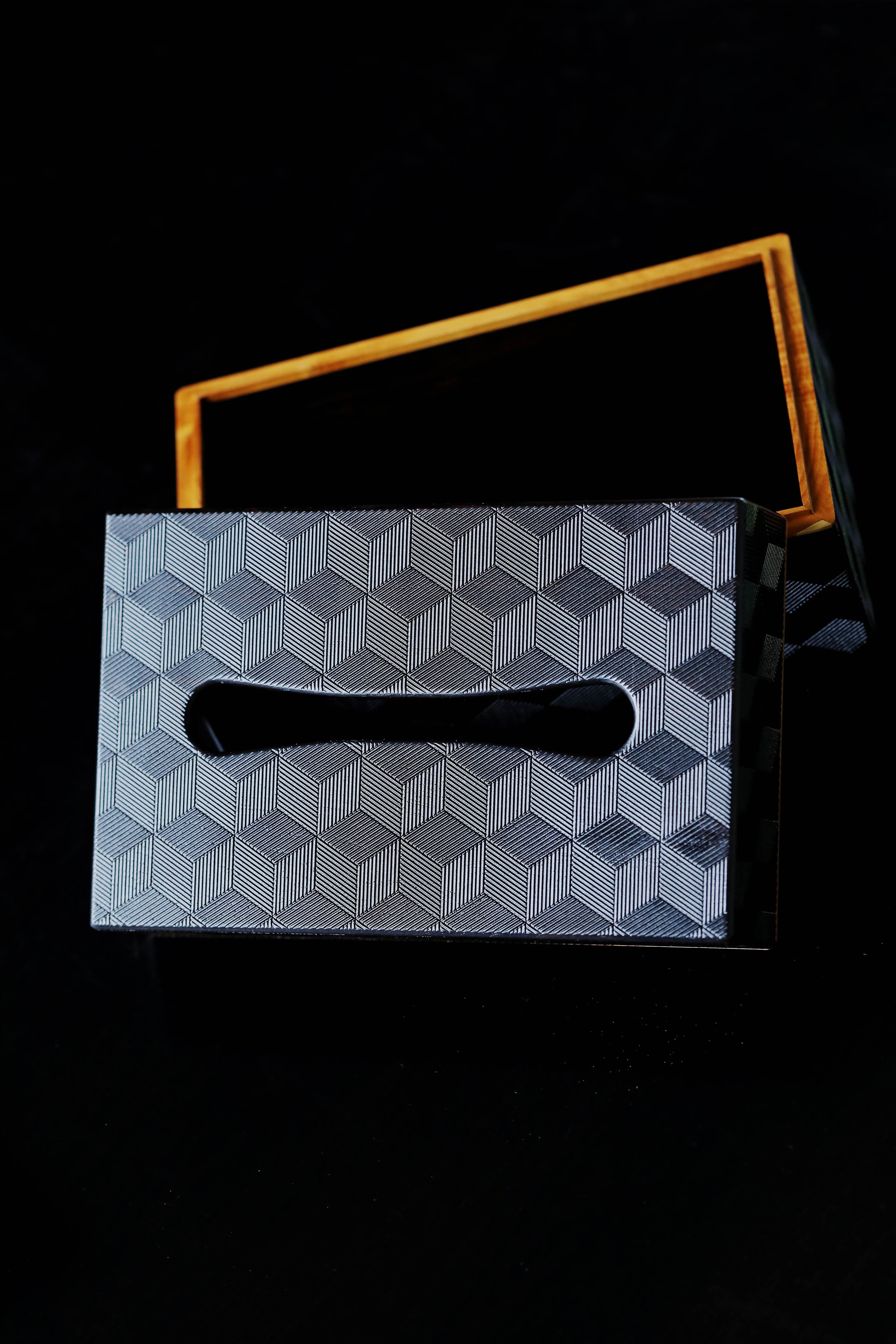 梅花纹/万字纹/雪花纹紫光檀纸巾盒