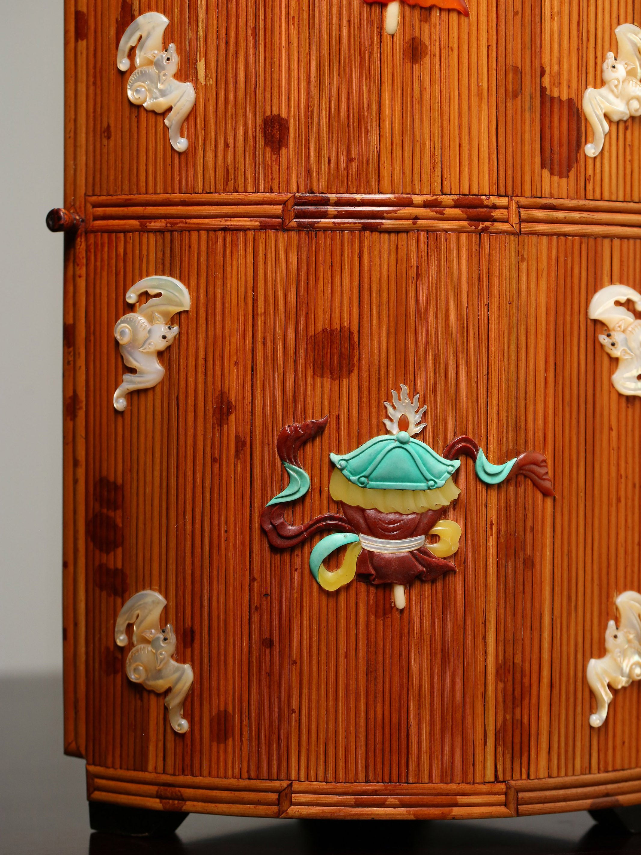 湘妃竹百宝嵌案上多宝柜