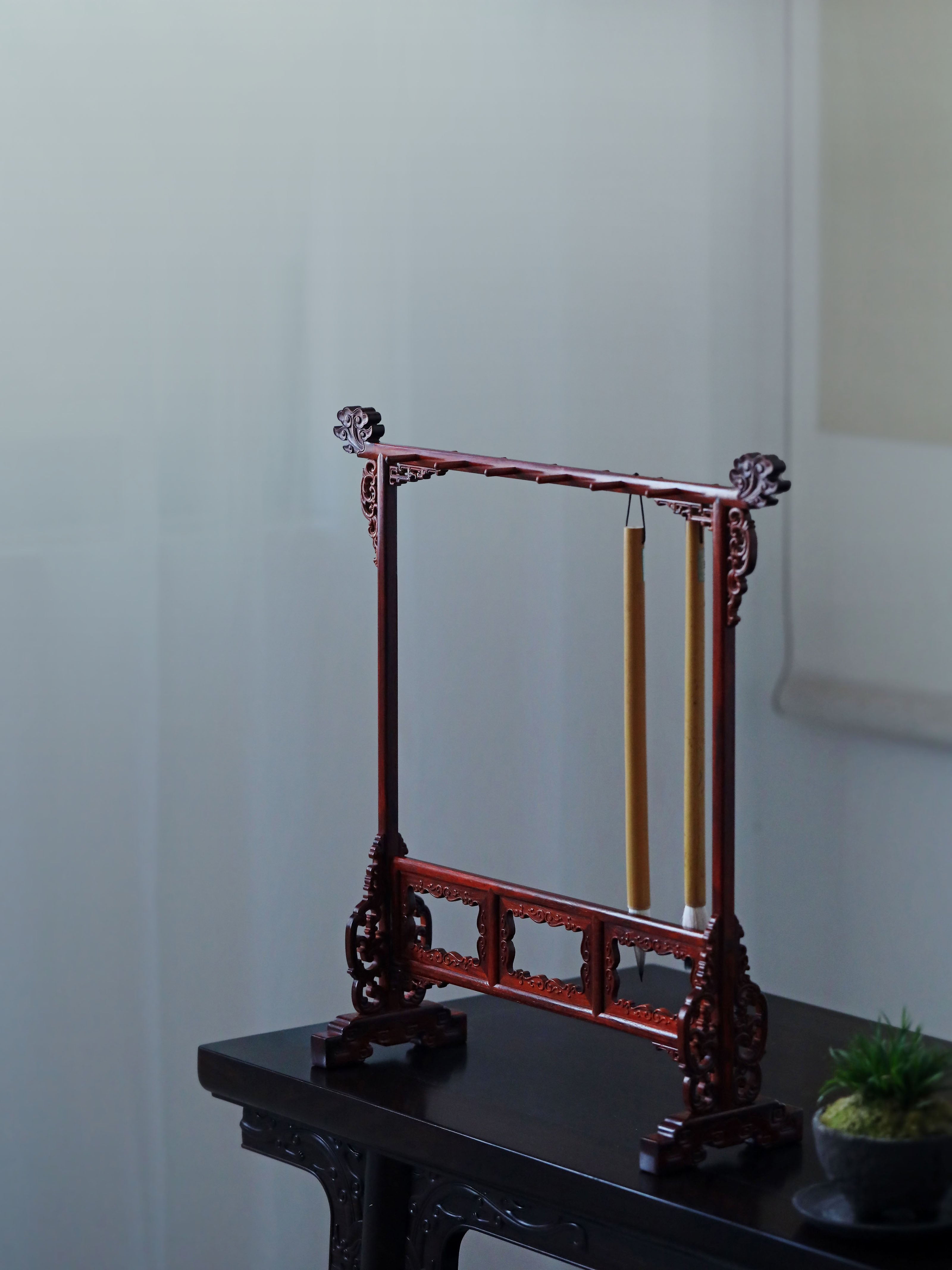 小叶紫檀 祥云纹笔架、笔挂