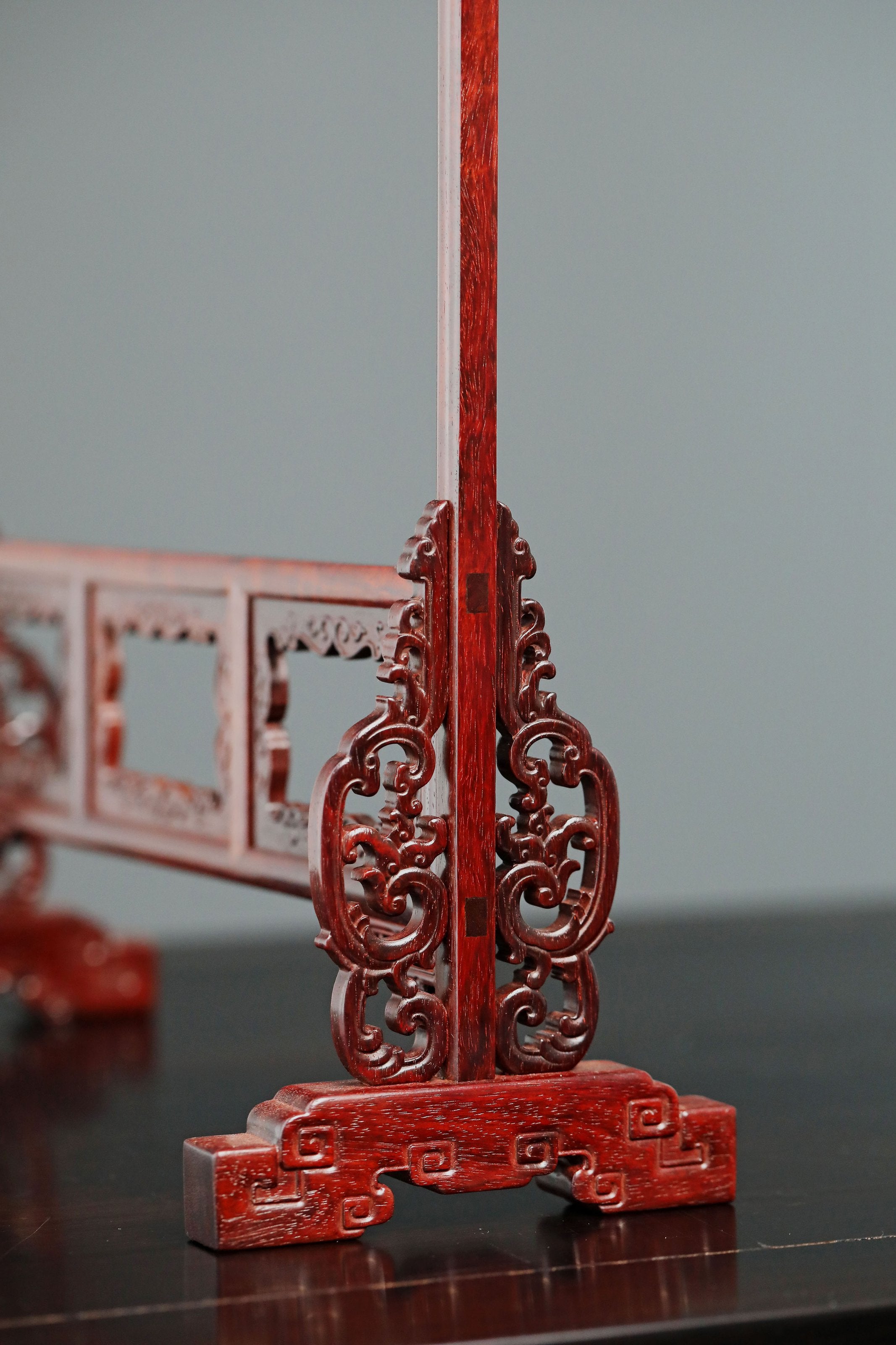 小叶紫檀 祥云纹笔架、笔挂