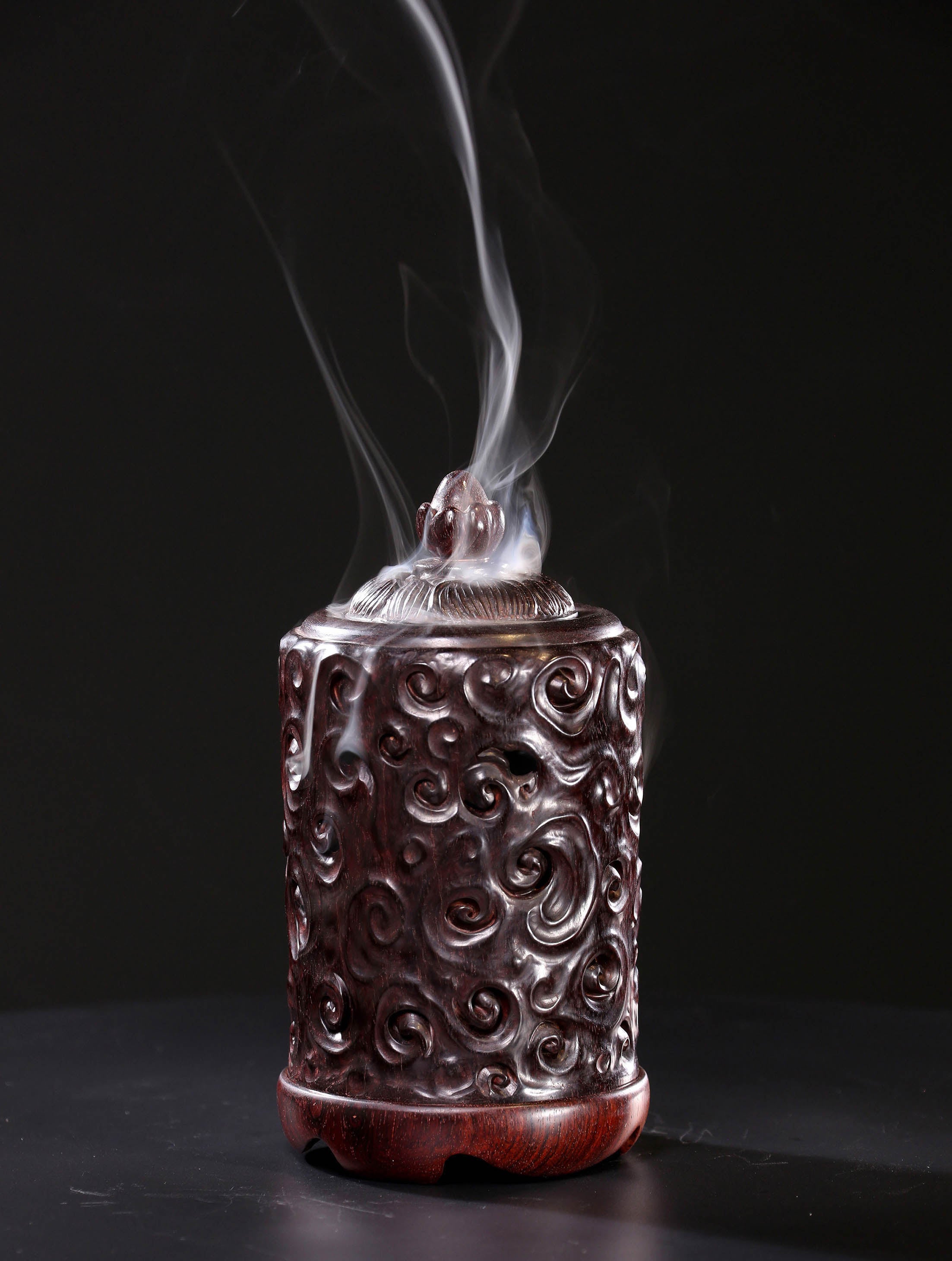 小叶紫檀祥云香炉