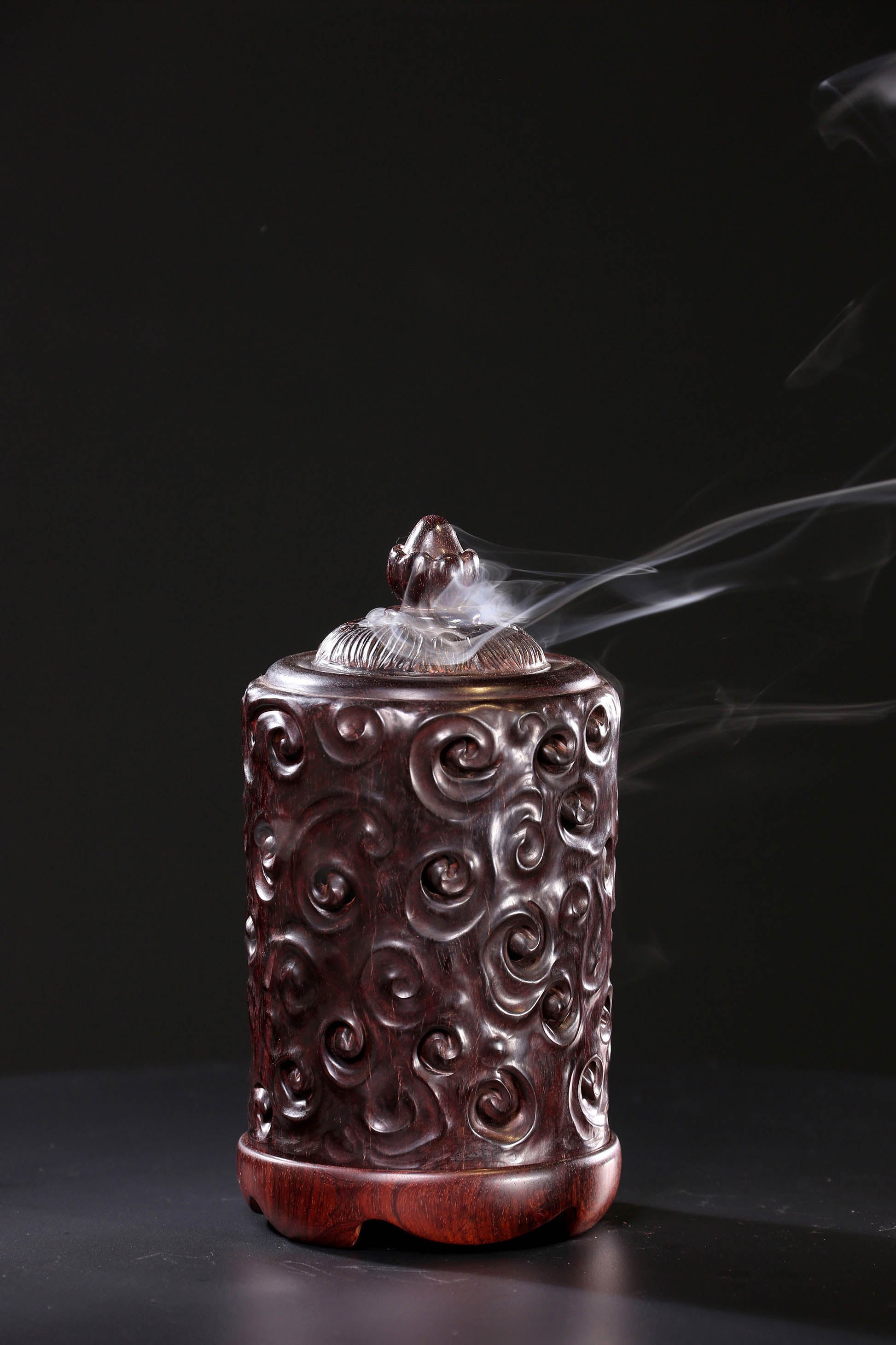 小叶紫檀祥云香炉