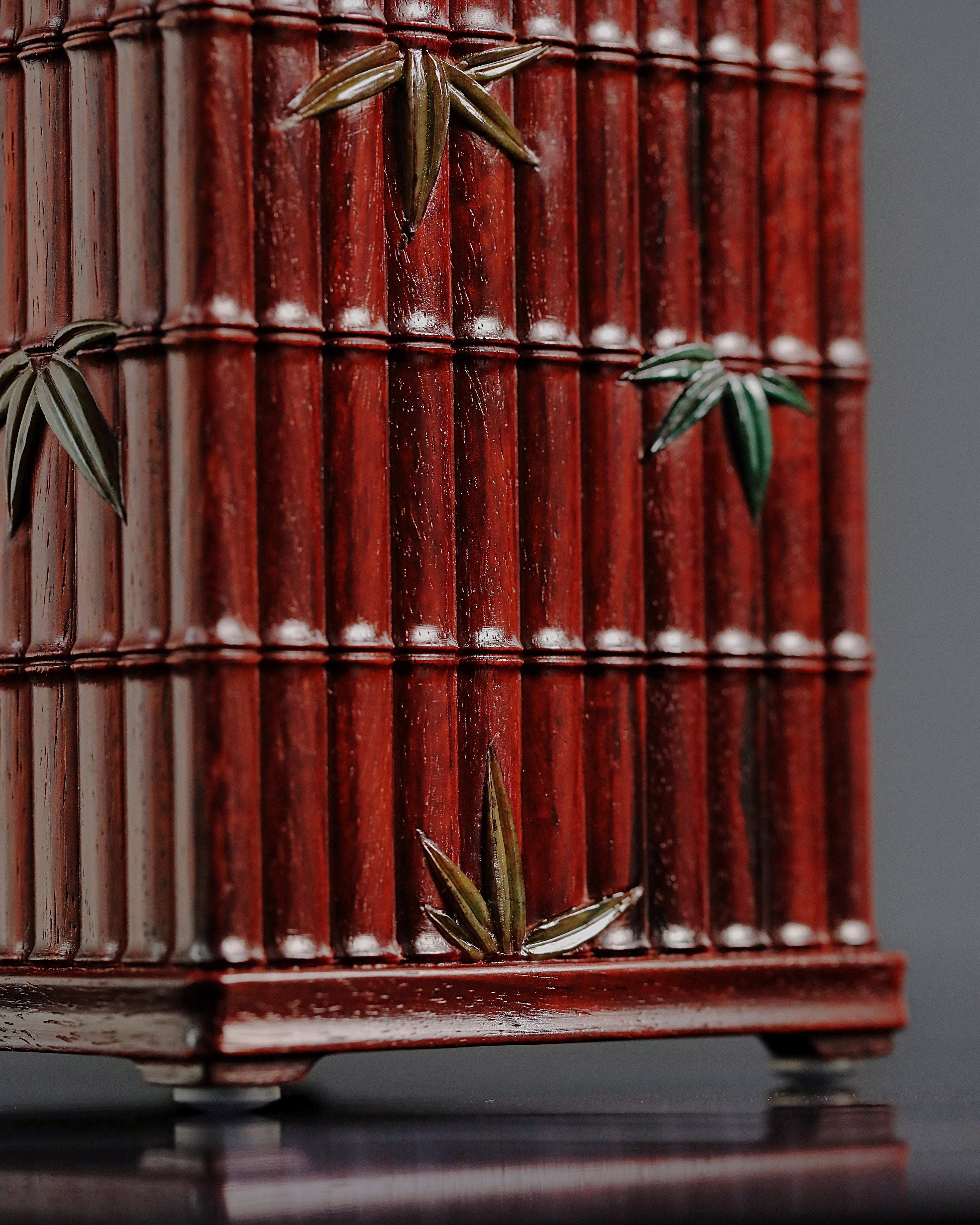 小叶紫檀百宝嵌笔筒