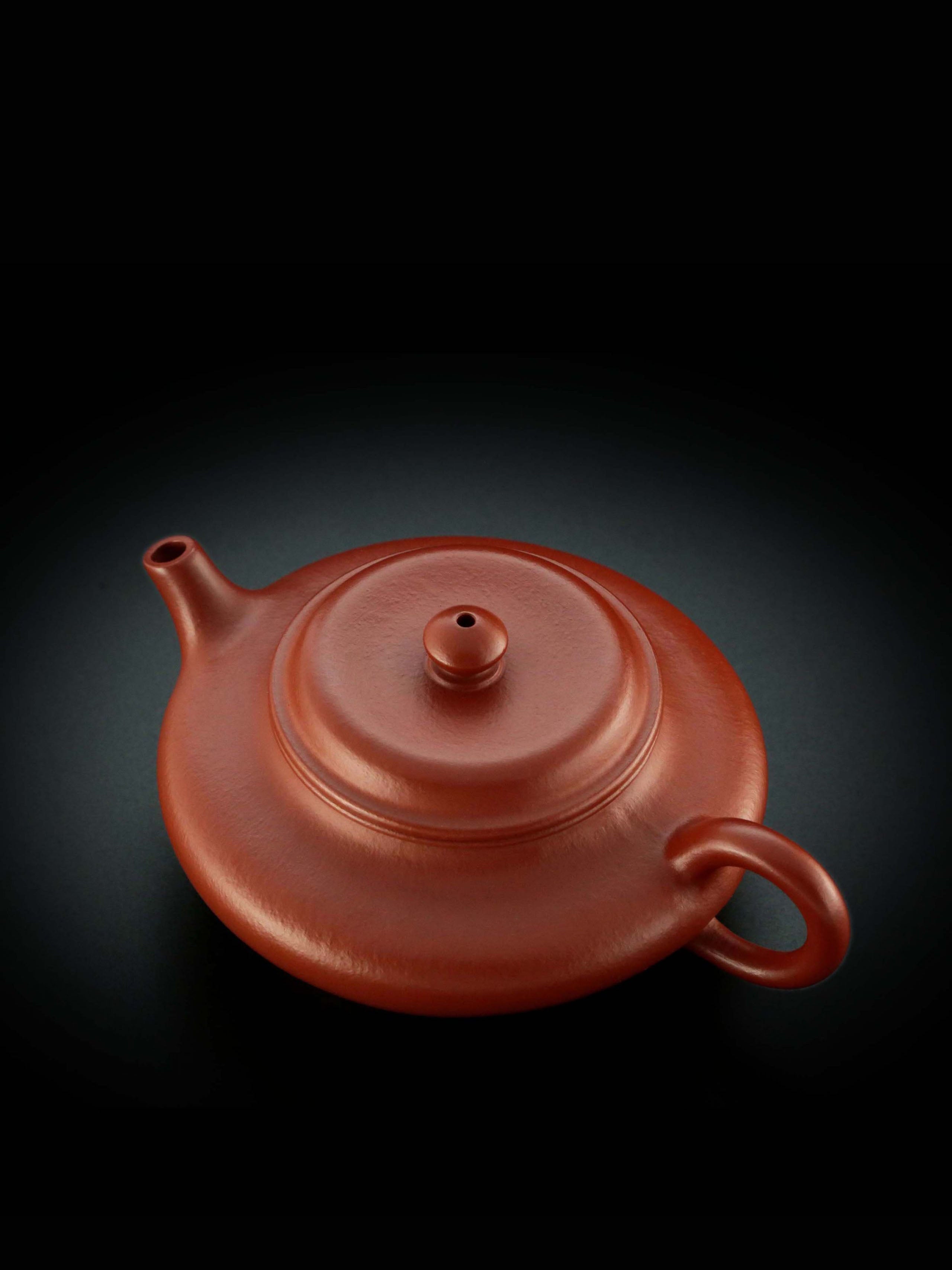 黄龙山朱泥虚扁壶