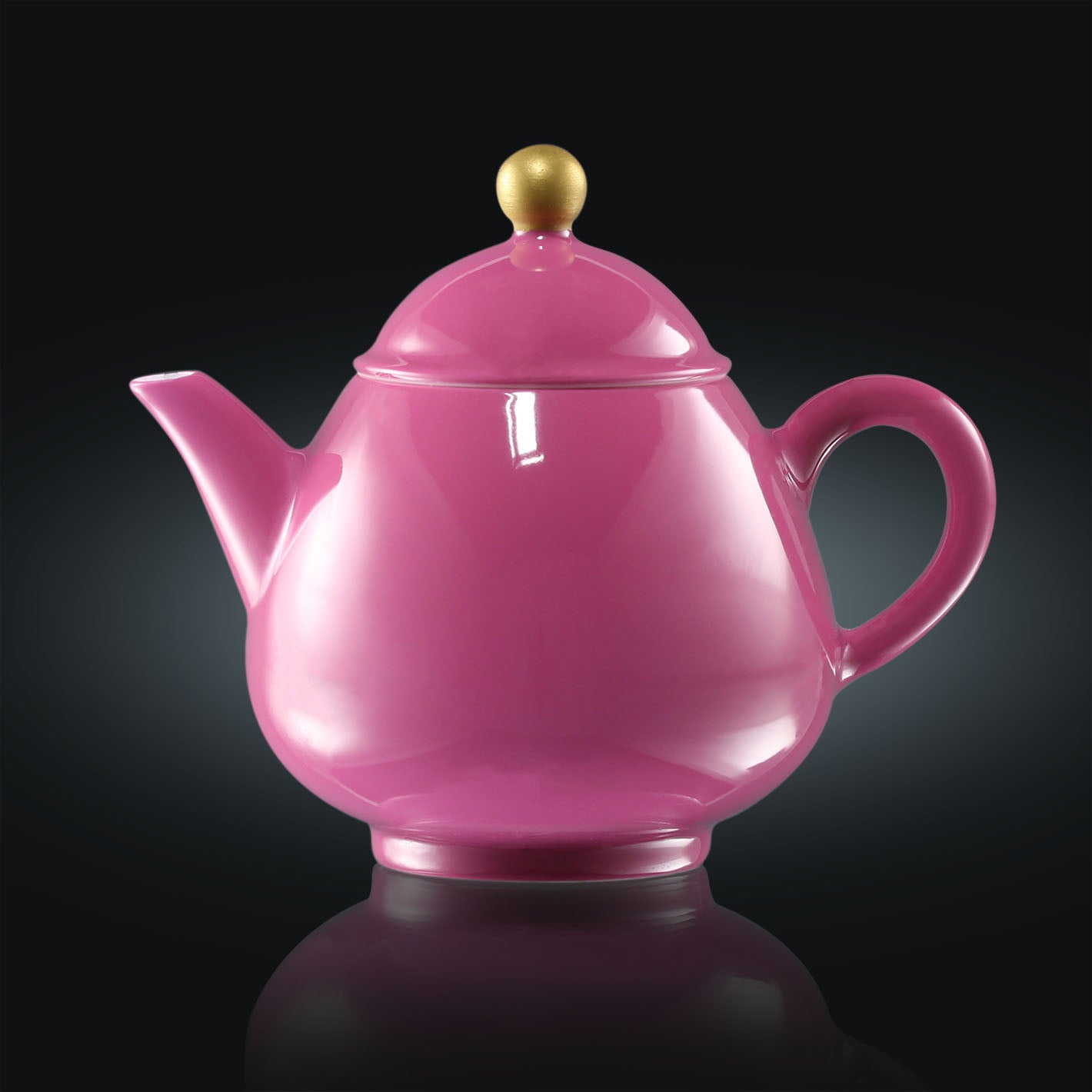 Gilt-Finial Carmine Glaze Pear-Shaped Teapot
