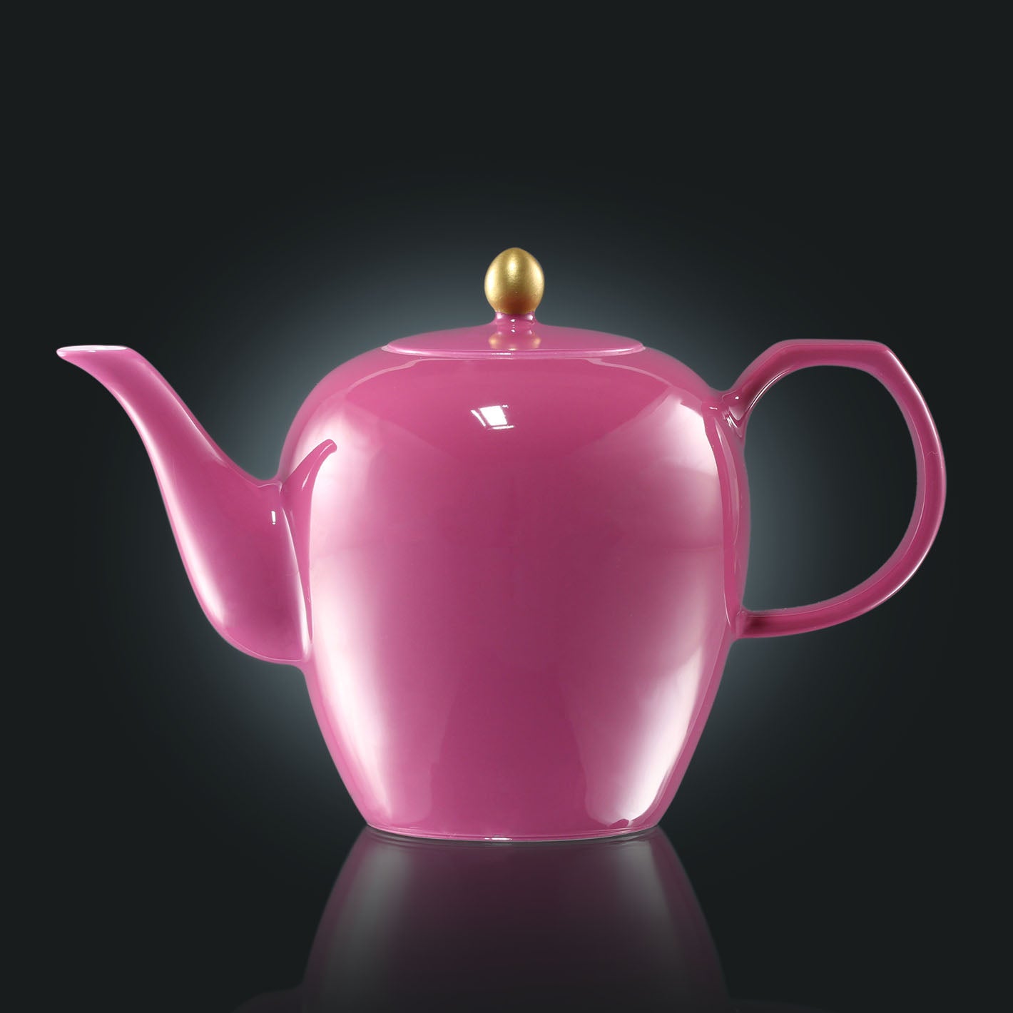 Gold-Finial Carmine Glaze Beauty’s Shoulder Teapot