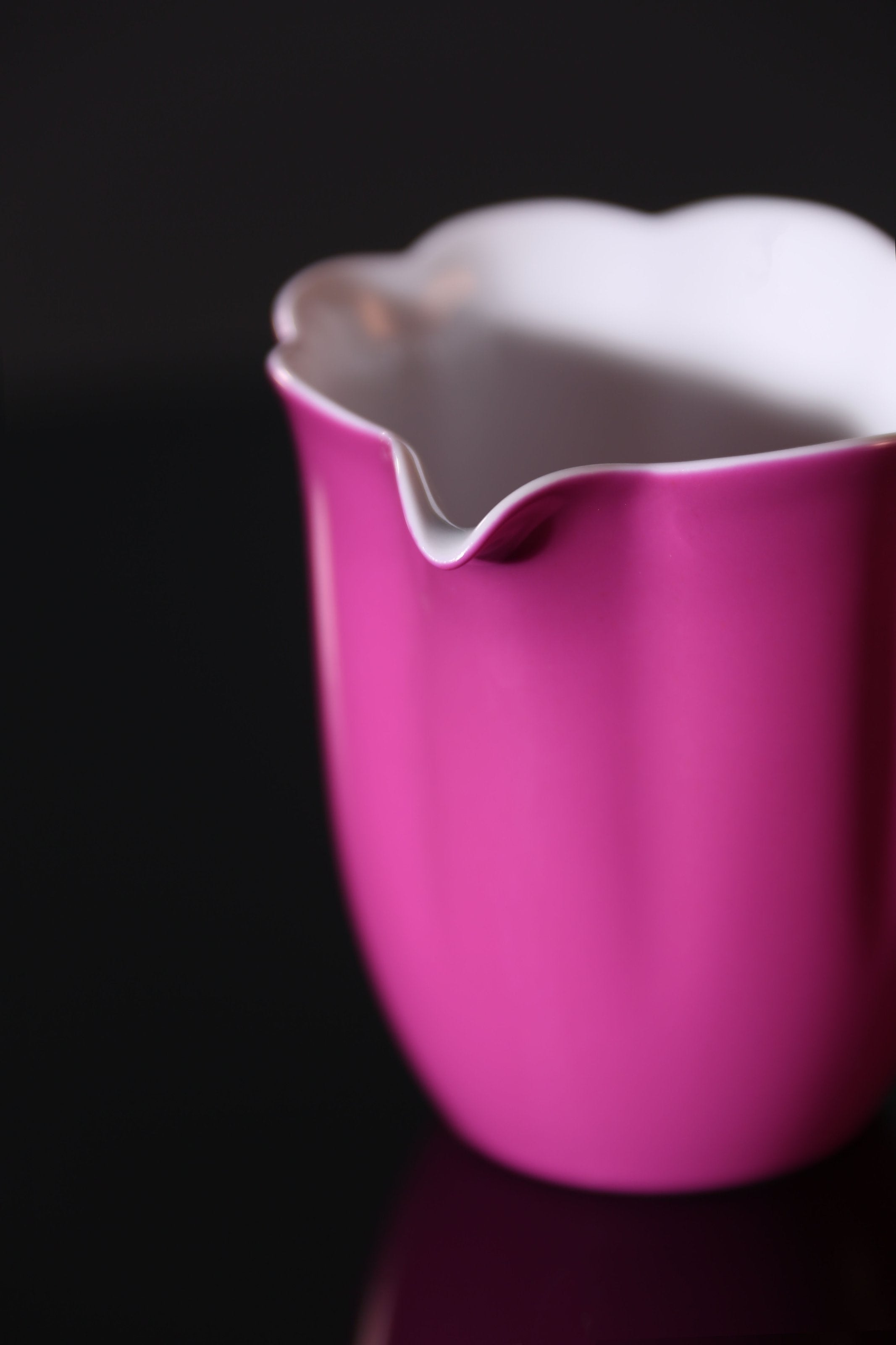 脂染胭红/胭脂留醉 葵瓣匀杯