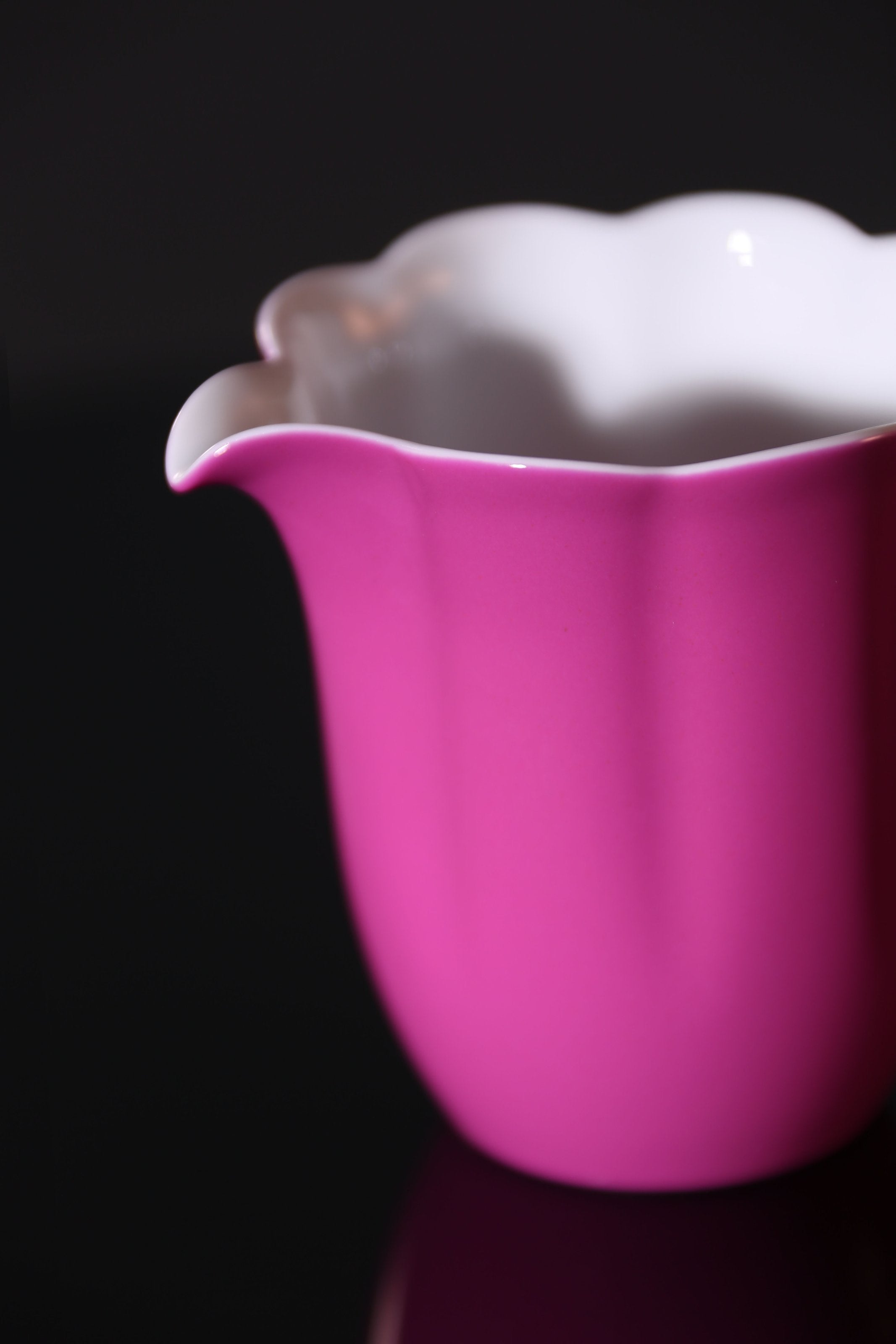 脂染胭红/胭脂留醉 葵瓣匀杯