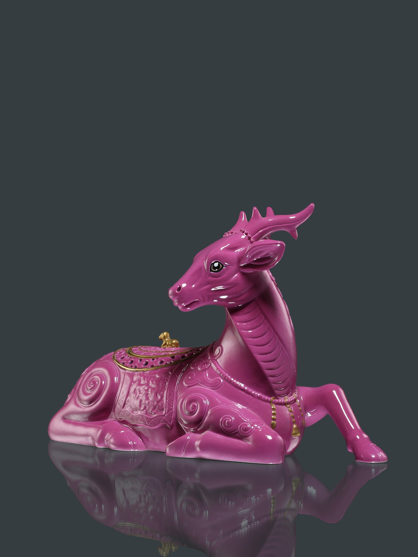 Carmine red Glaze Deer-Form Incense Censer