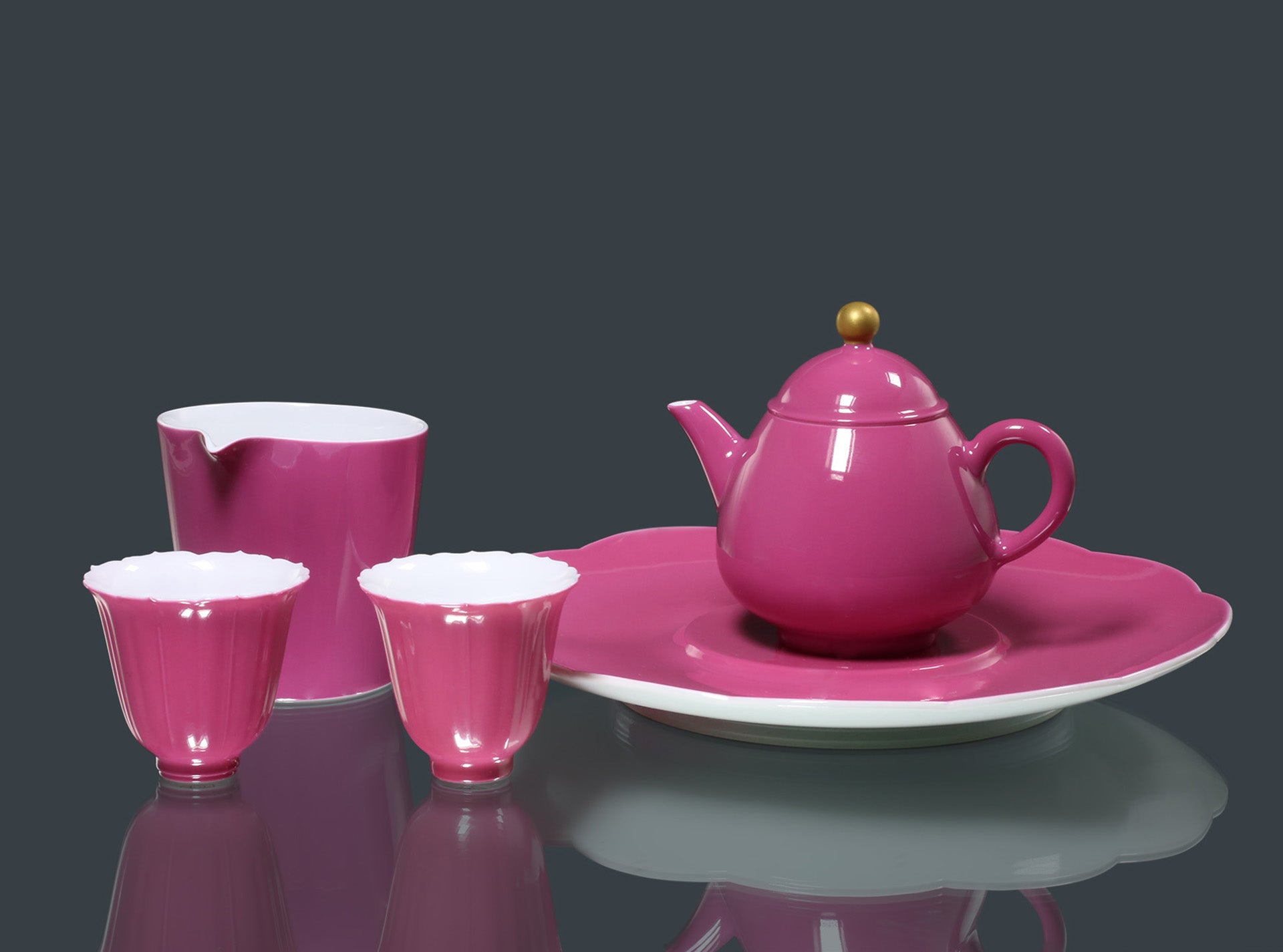 Light Carmine red Glaze Teapot Stand