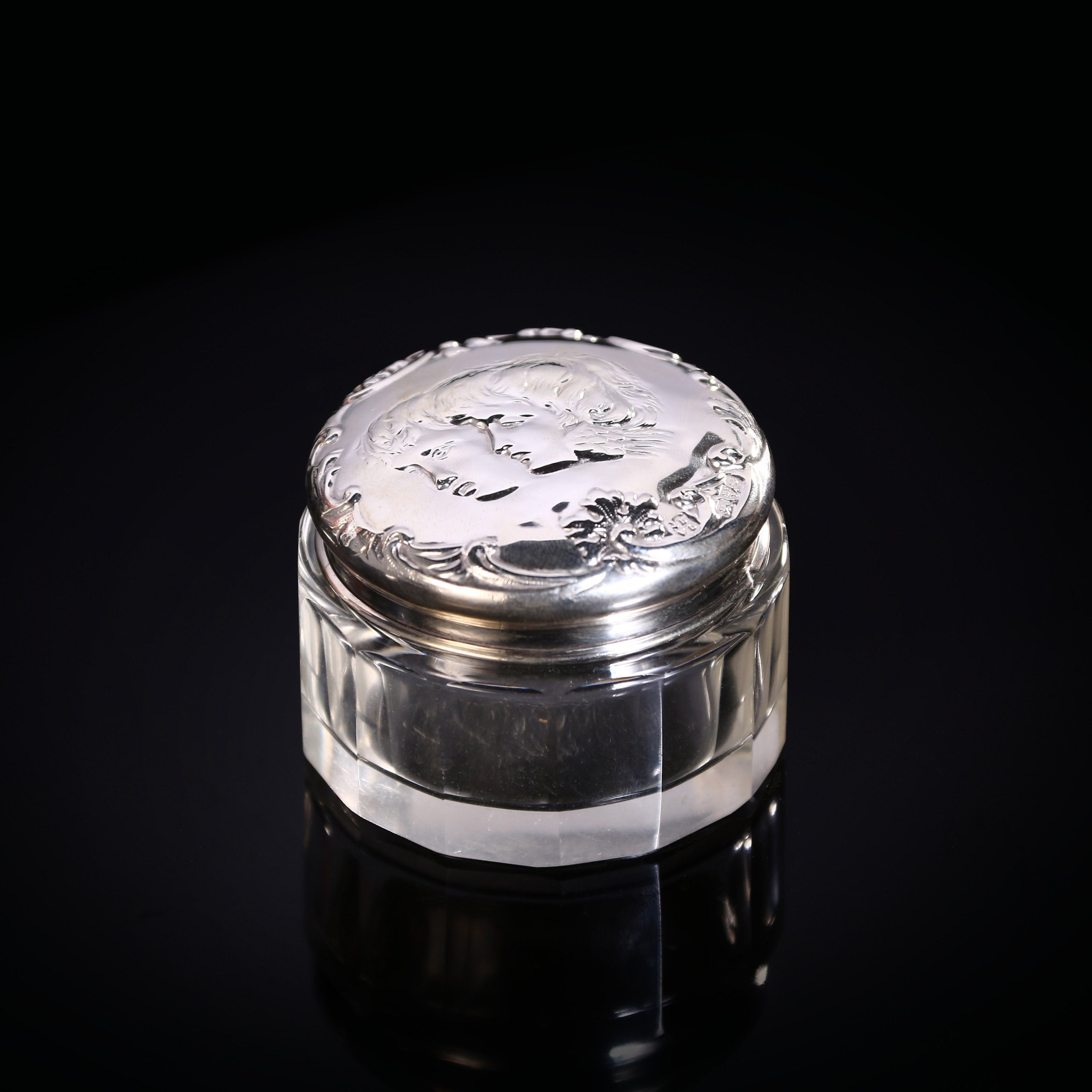 1903年英国天使纯银盖水晶瓶