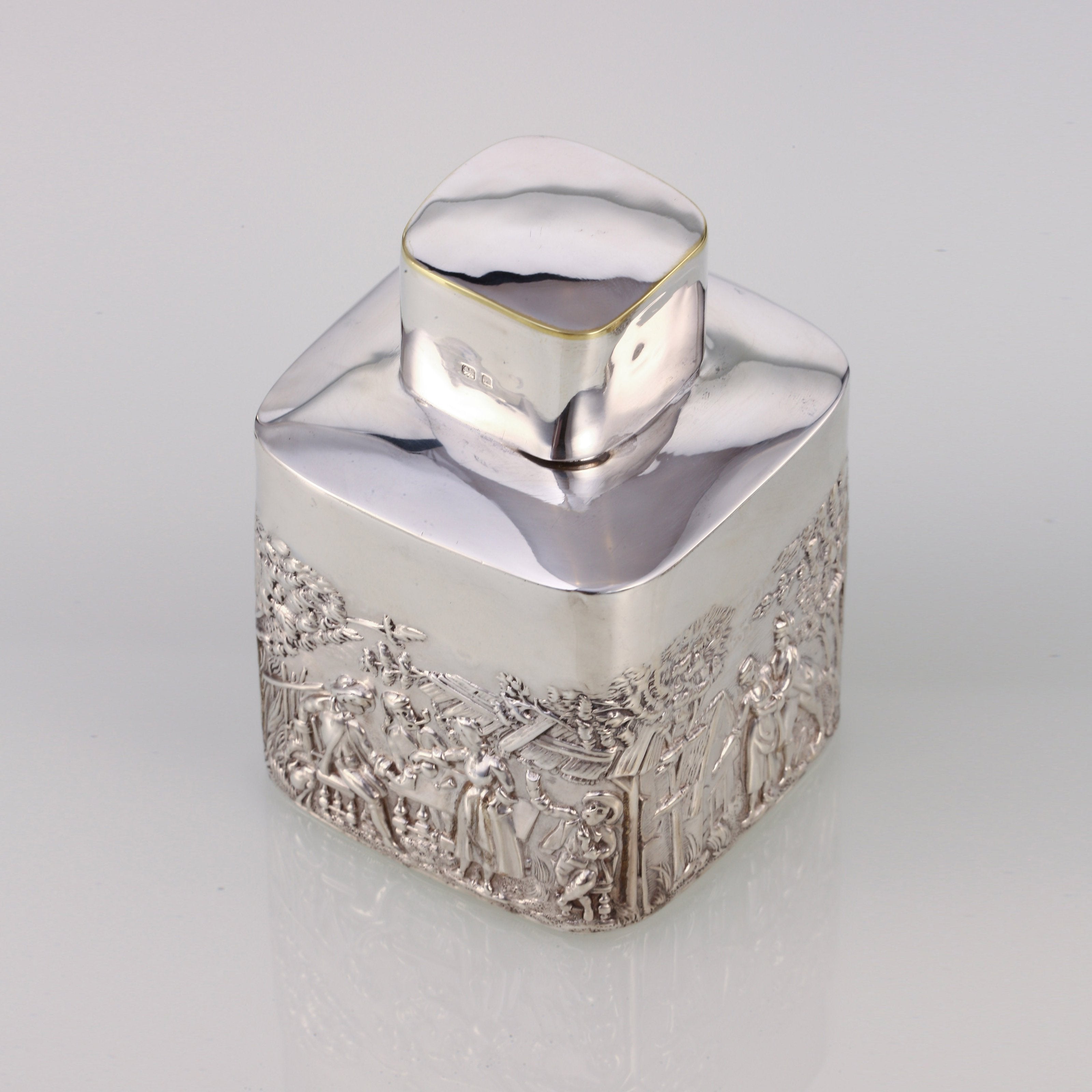 1907年英国纯银浮雕 田园风光茶叶罐