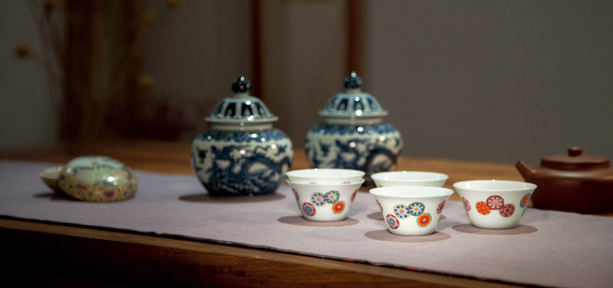 青花龙纹茶叶罐