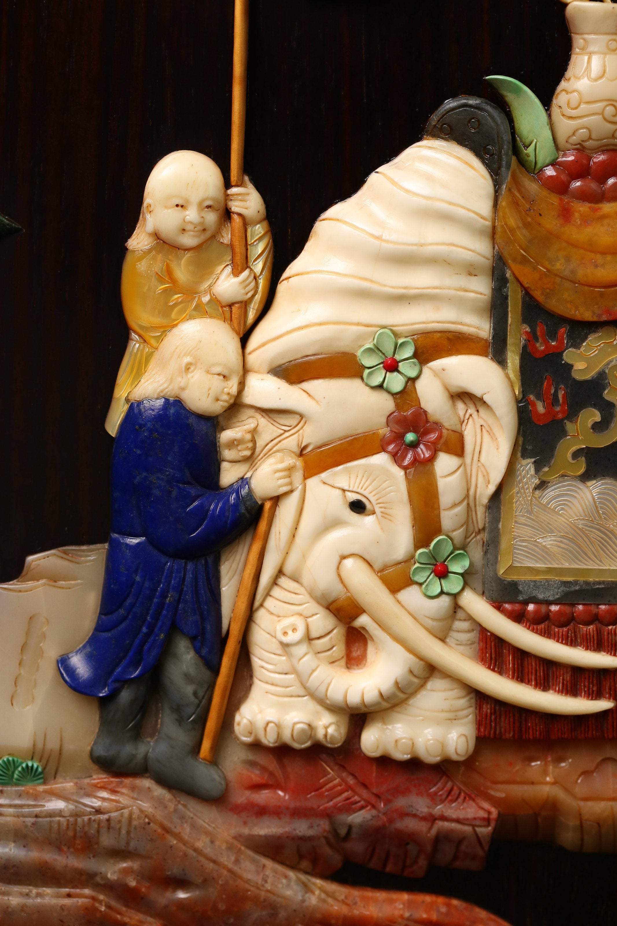 太平有象百宝座屏