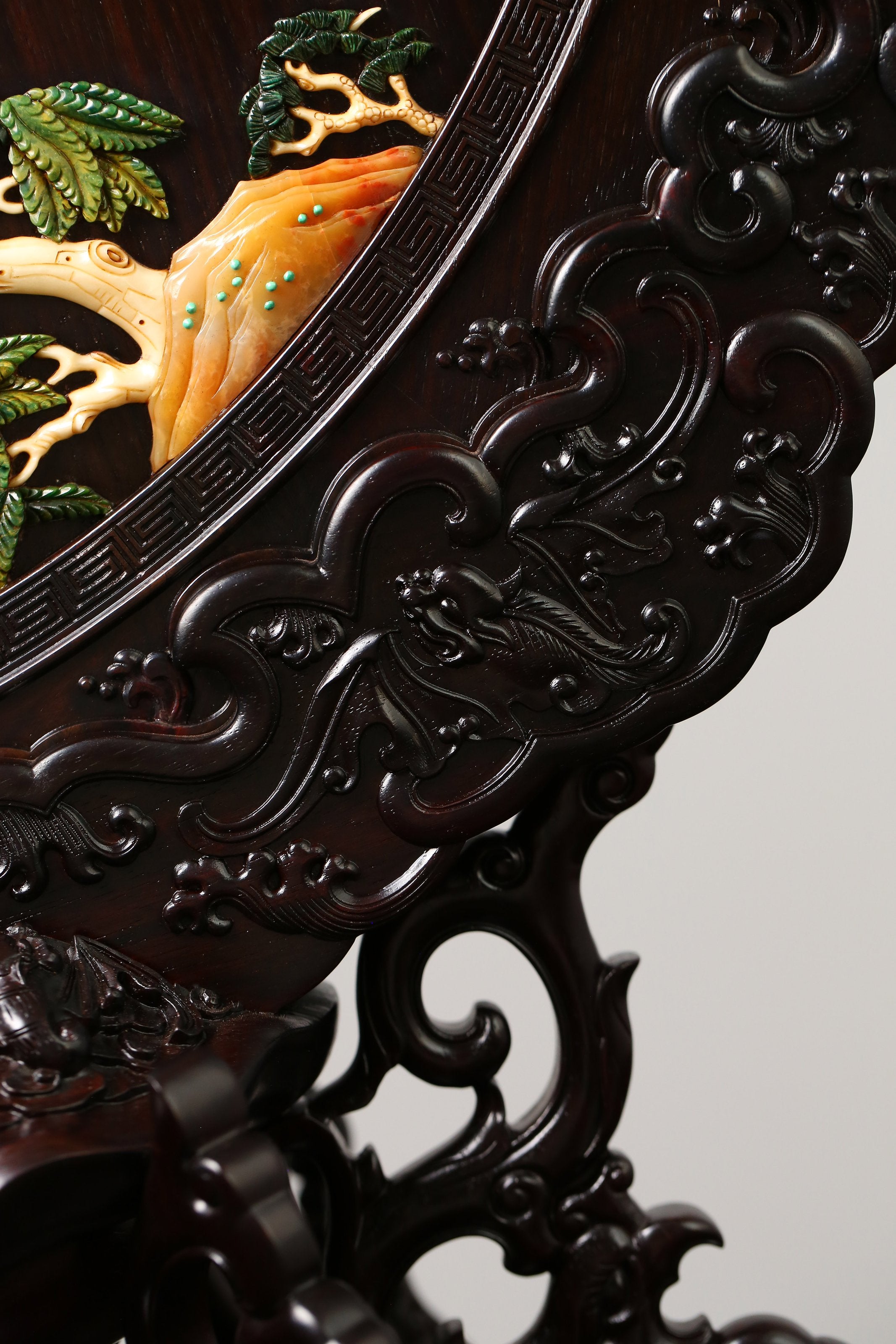 太平有象百宝座屏