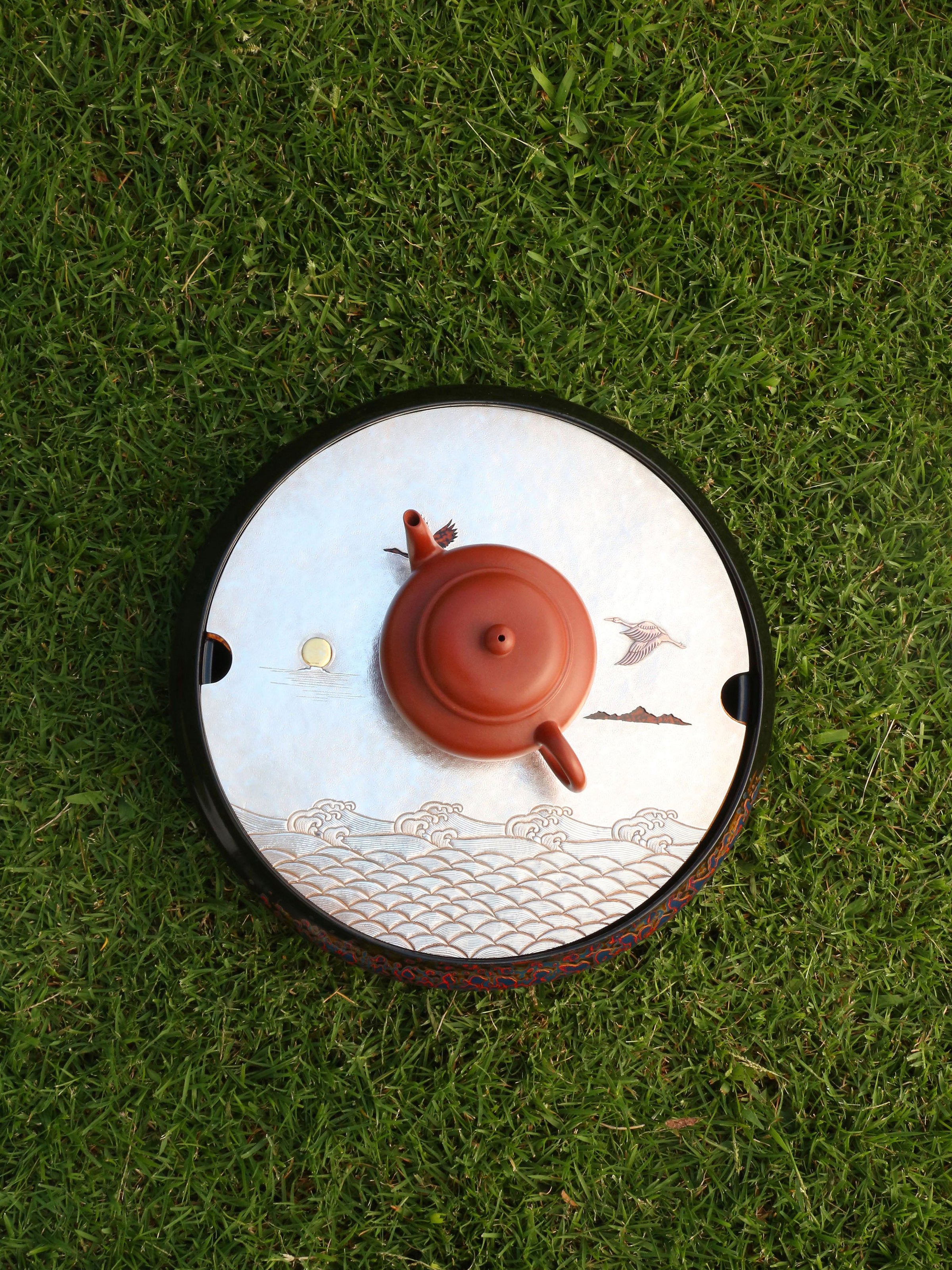 云鹤海水纹纯银大漆茶盘