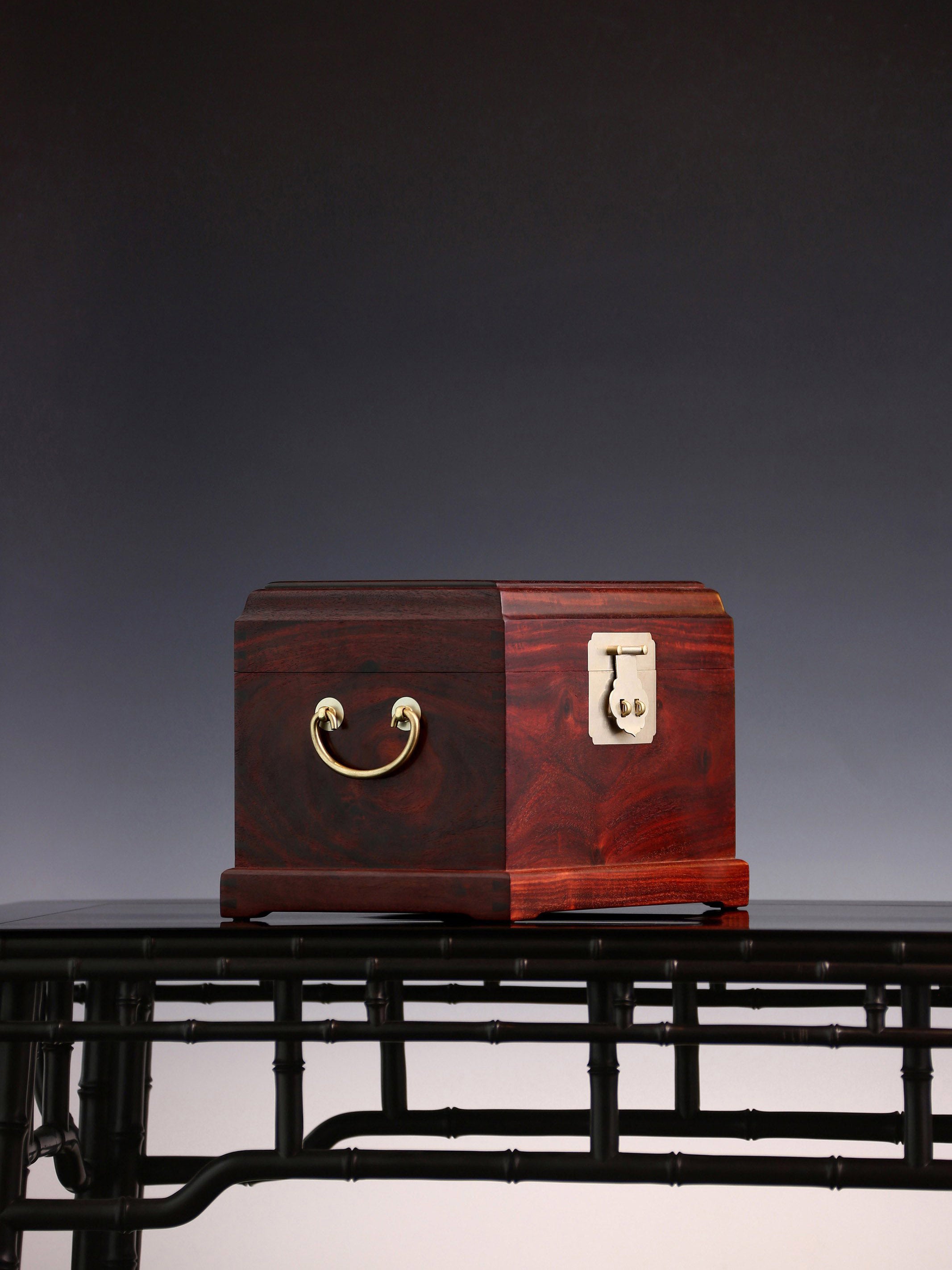 赞比亚紫檀官皮箱