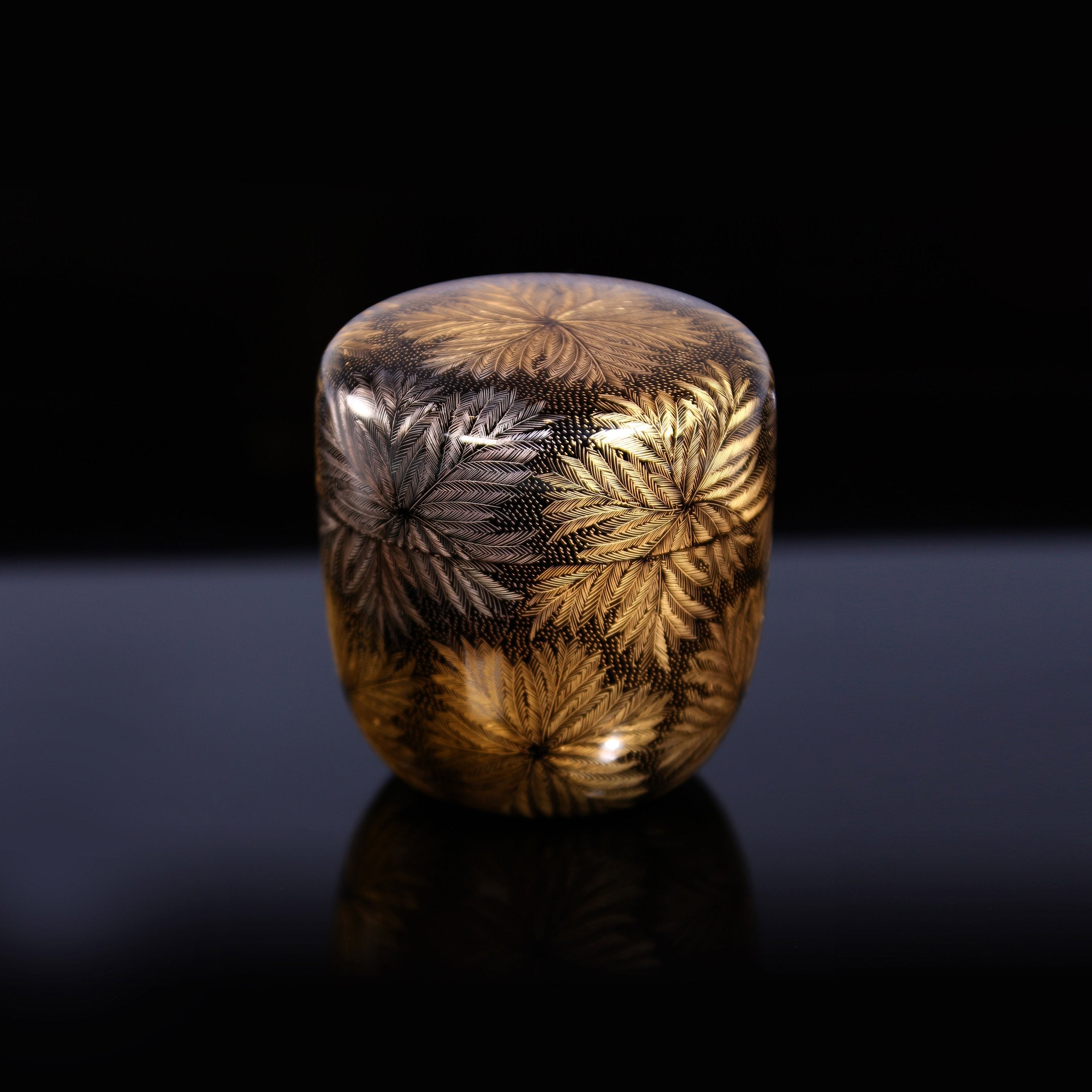 Japanese Showa Wajima painted fire tree silver flower Shen Jin tea date