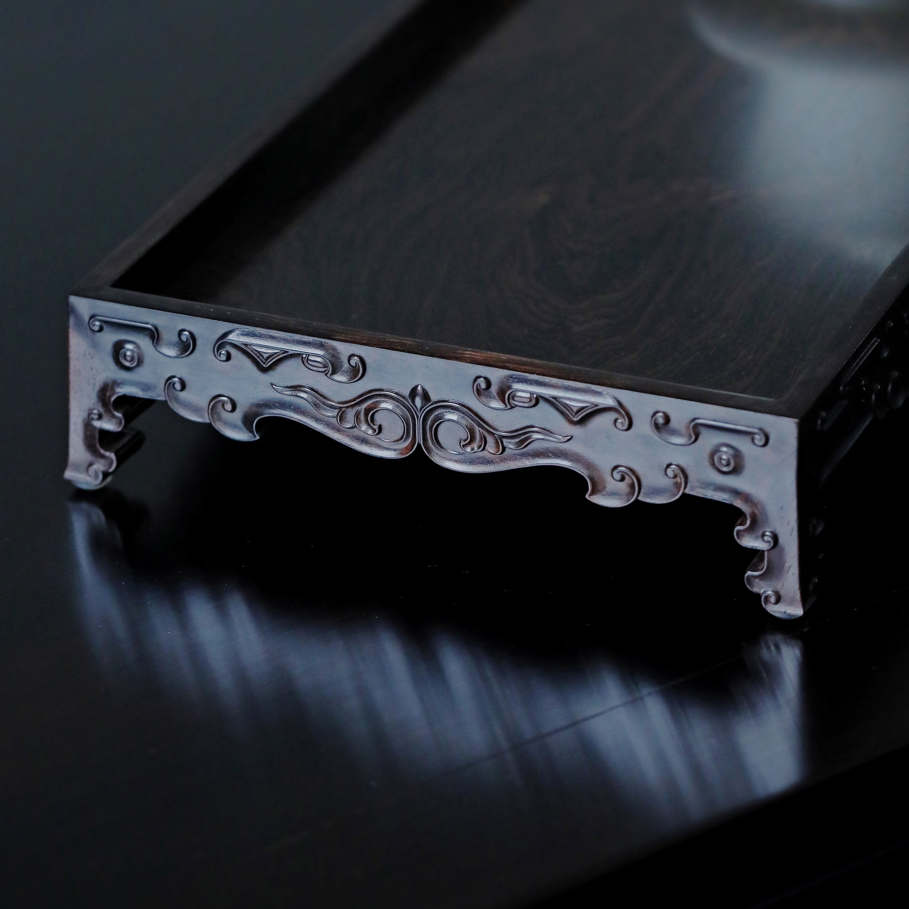 紫光檀如意卷草都承盘