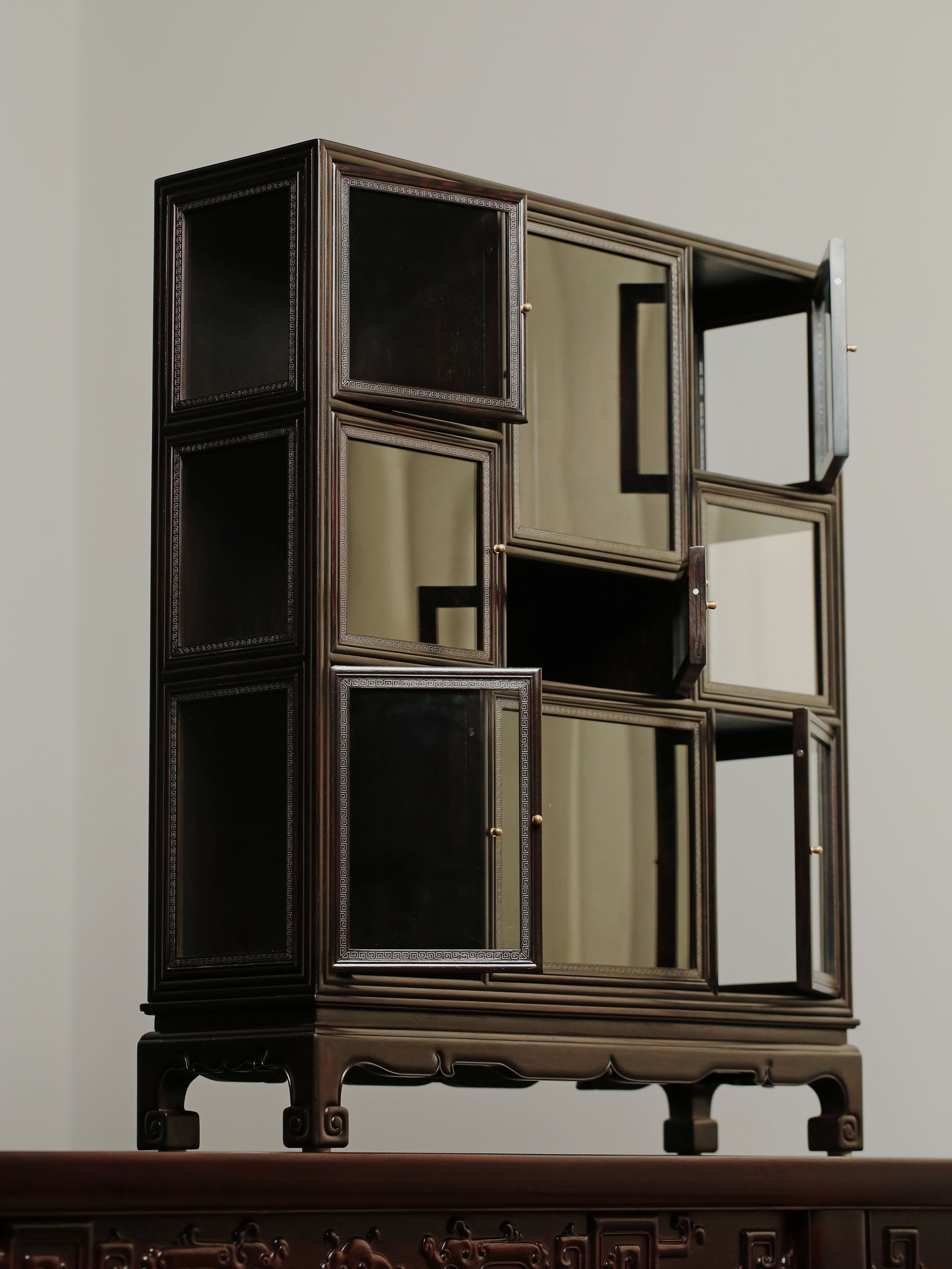 紫光檀嵌银丝回纹多宝阁